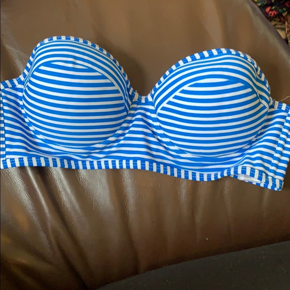 Balconette swim top